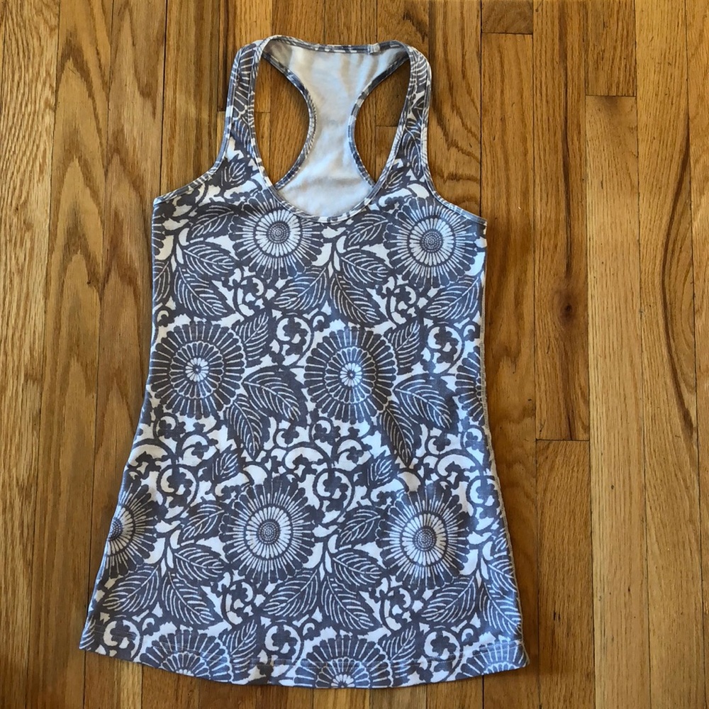Lululemon cool racer back tank size 6